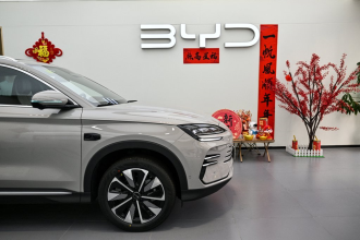 China EV giant BYD soars after 5-minute charging platform unveiled